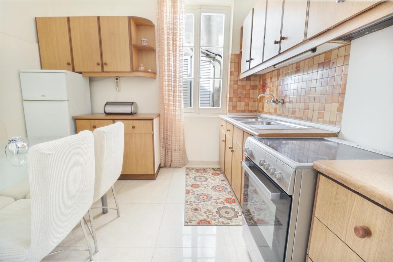 Down Town Apartment By Corfuescapes Corfu  Екстер'єр фото